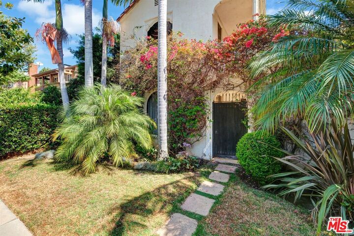 Property Photo: 458 Smithwood Dr CA 90212