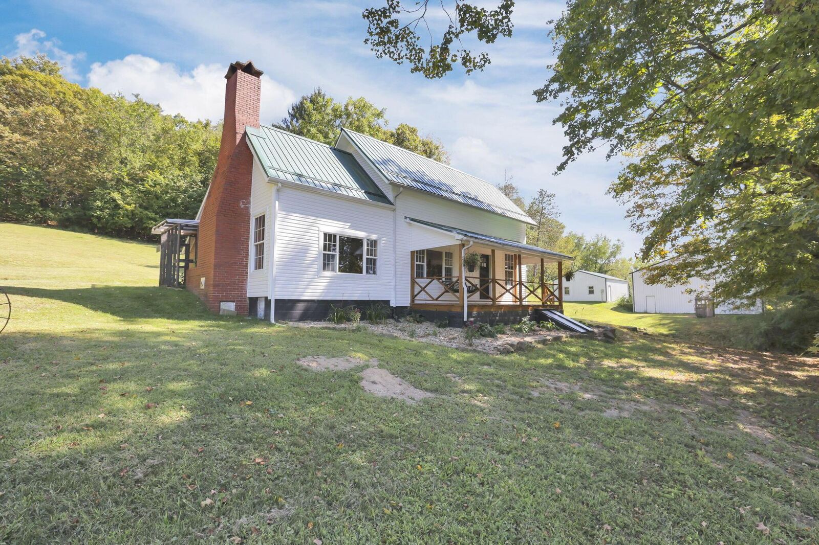 Property Photo:  2128 N County Road 51  OH 43783 