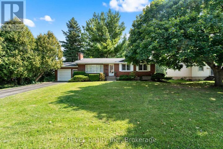 Photo de la propriété: 5548 Hodgson Avenue ON L2H 1N4