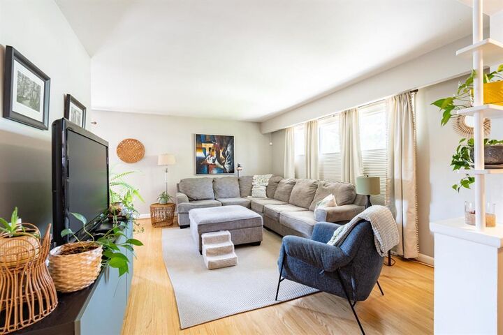 Photo de la propriété:  457 Rita Street  MB R3J 2Y7 