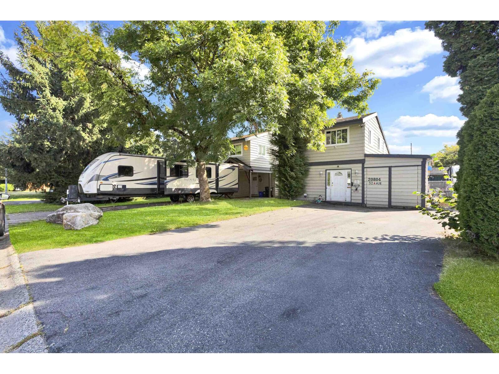 Property Photo: 20804 52A BC V3A 6E5
