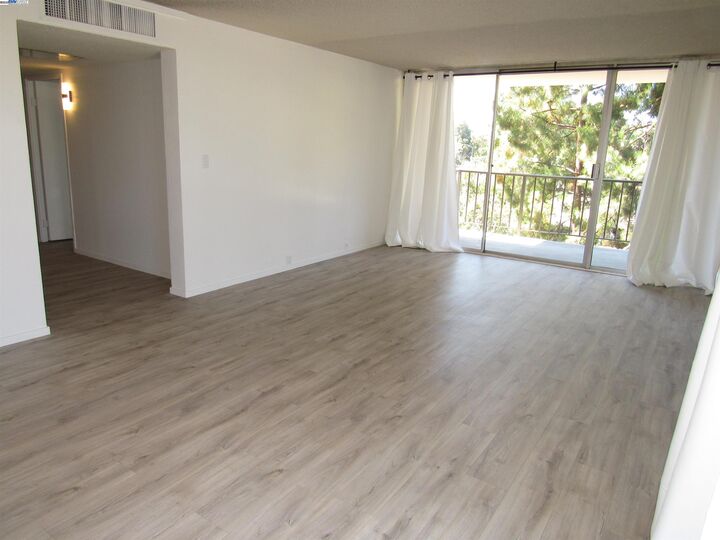 Property Photo:  3909 Stevenson Blvd 402  CA 94538 