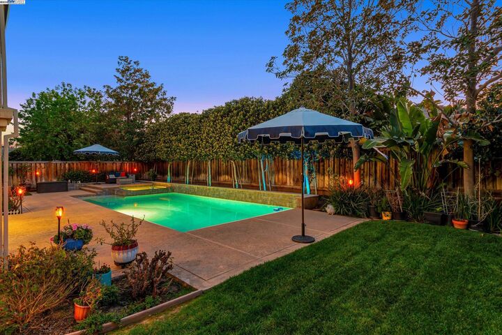 Property Photo: 1517 Rampart Way CA 94513