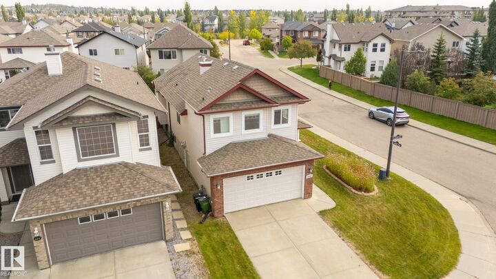 Property Photo:  8390 Shaske Crescent NW  AB T6R 0B5 