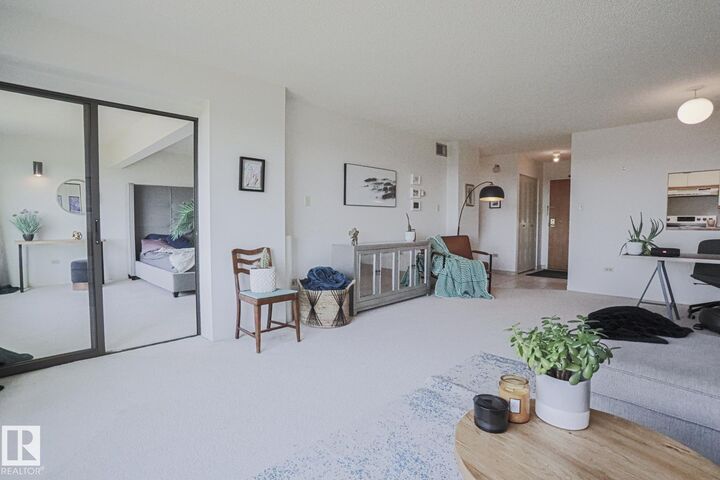 Property Photo:  10011 123 Street NW 2103  AB T5N 1M9 