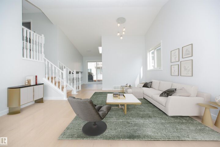 Photo de la propriété: 9340 180A Avenue NW AB T5Z 2J3