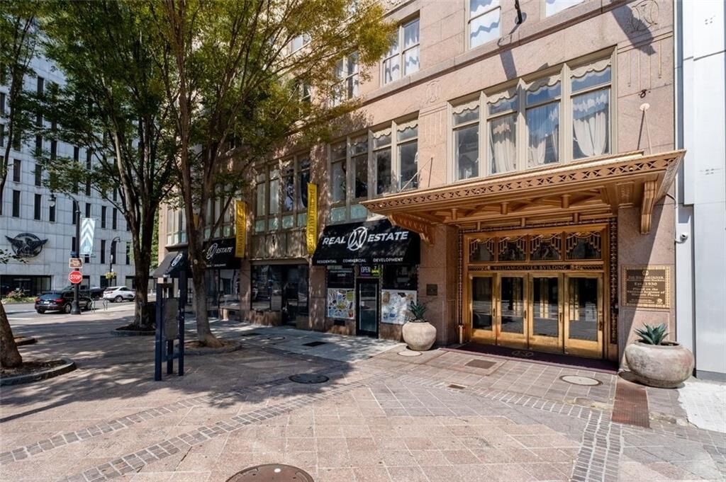Property Photo:  32 Peachtree Street NW 804  GA 30303