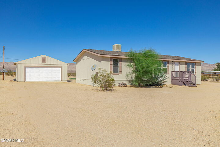 Property Photo: 26321 Olanche Street CA 93501