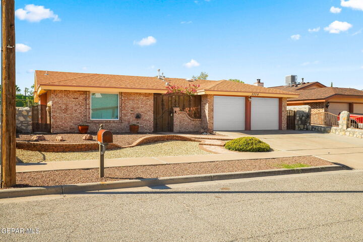 Property Photo:  2228 Robert Wynn Street  TX 79936 
