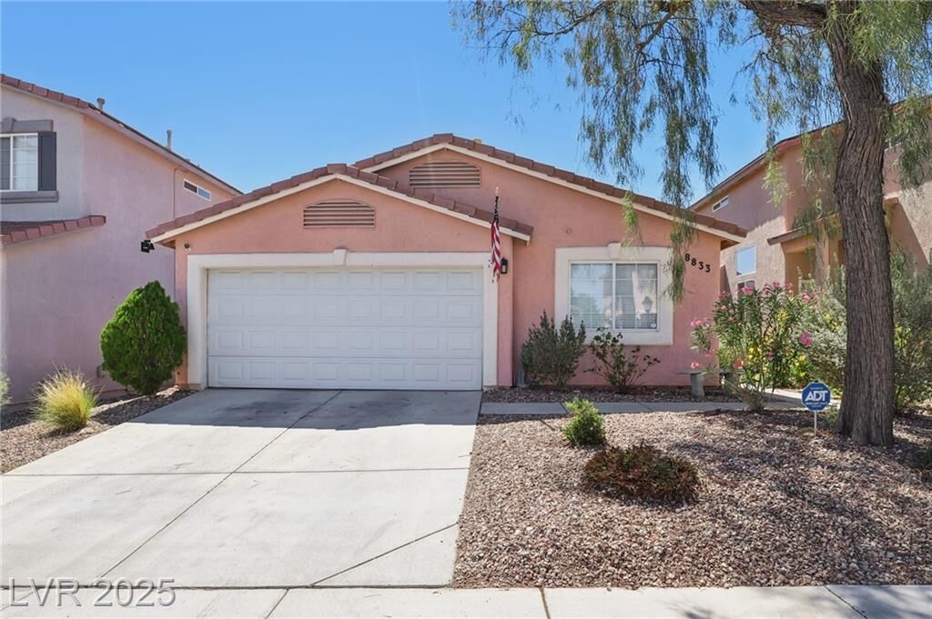 Property Photo: 8833 Spinning Wheel Avenue NV 89143