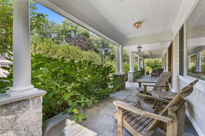 Property Photo:  6 Fox Hollow Lane  CT 06807 