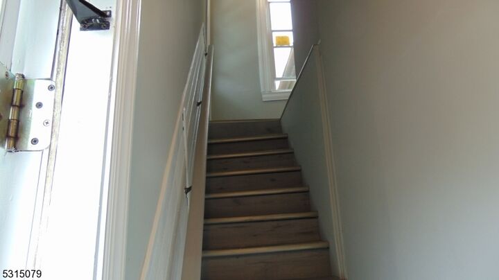 Property Photo: 26 Harrison St 3 NJ 07109