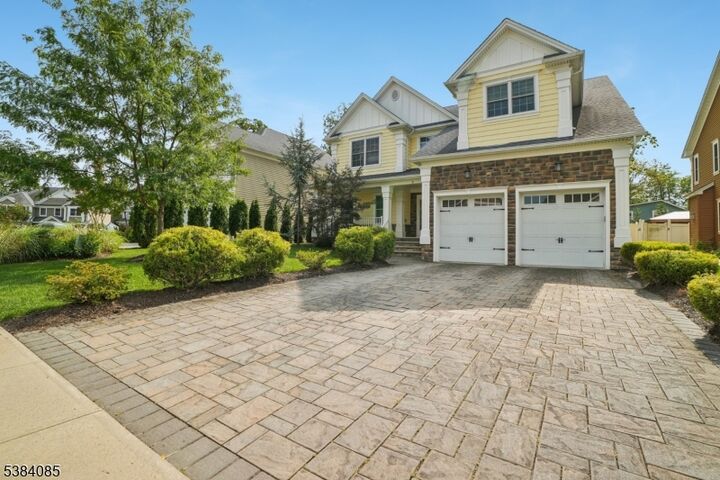 Property Photo:  3 Madden Ct  NJ 07081 