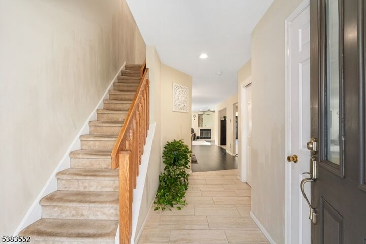Property Photo:  6 Elm Ter  NJ 08822 