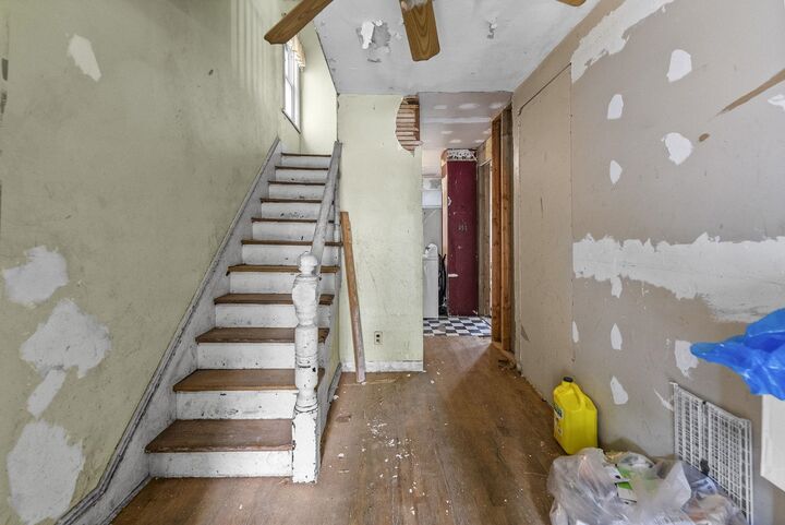 Property Photo:  39 West 40th St  NJ 07002 