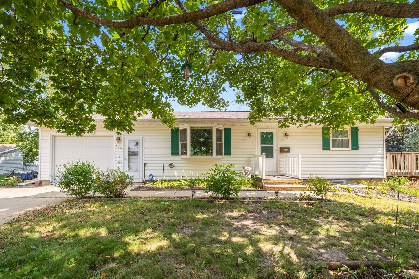 Property Photo: 116 Monona Street IA 50036