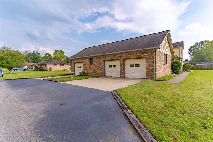 Property Photo:  5566 Grimm Road  IN 47630 