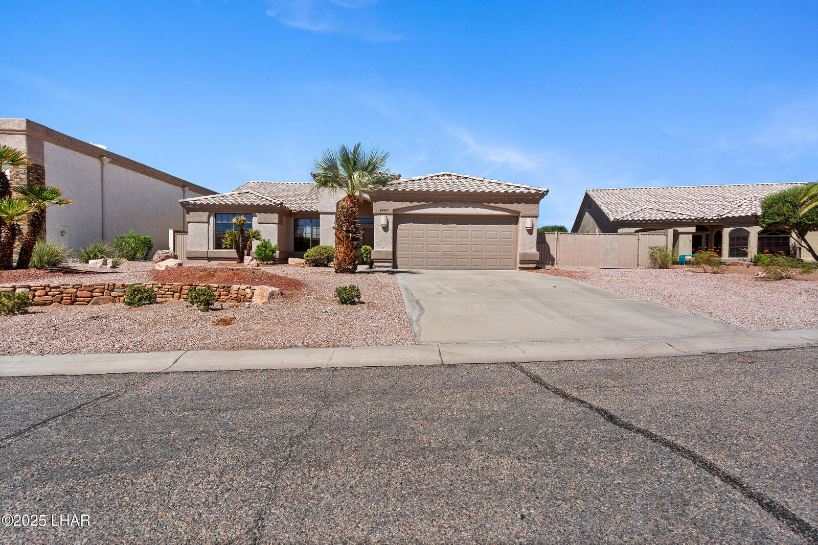Property Photo:  2423 E George Ln  AZ 86404 