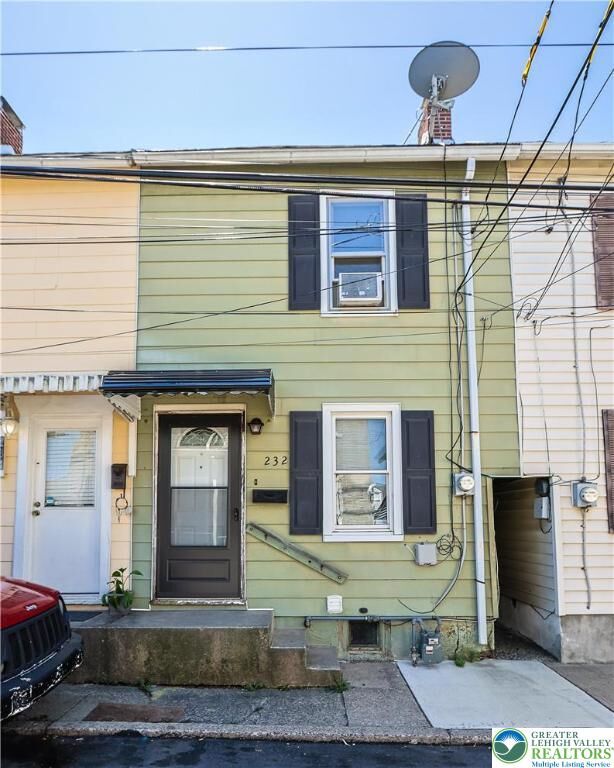 Property Photo:  232 E Raspberry Street  PA 18018 