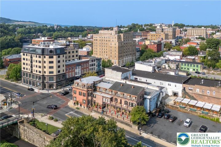 Property Photo: 101 Northampton Street 6 PA 18042