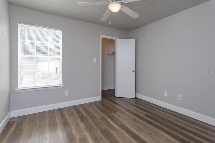 Property Photo: 4400 Thornbriar Lane 101A FL 32822