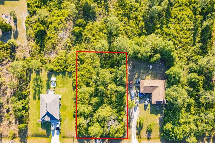 Property Photo: 904 Poinsettia Avenue FL 33972