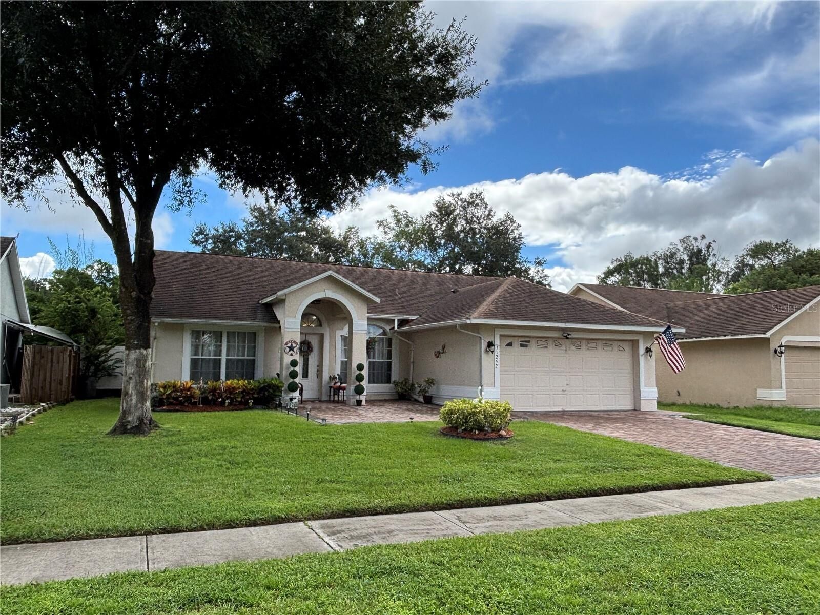 Property Photo: 11252 Cypress Leaf Drive FL 32825