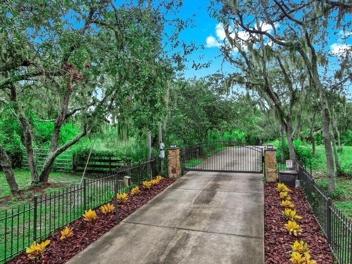 Property Photo: 15020 Carlton Lake Road FL 33598