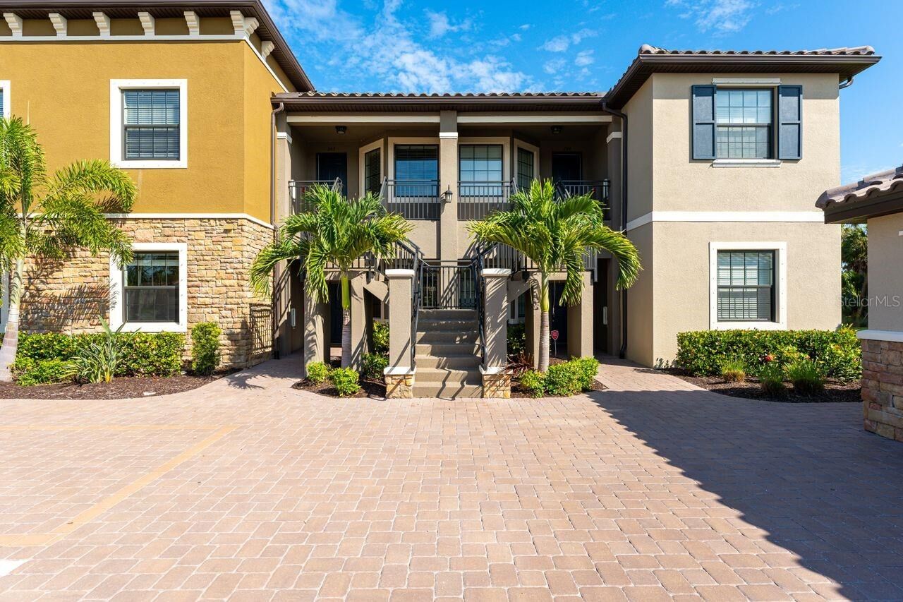 Property Photo:  12405 Osorio Court 103  FL 34238 