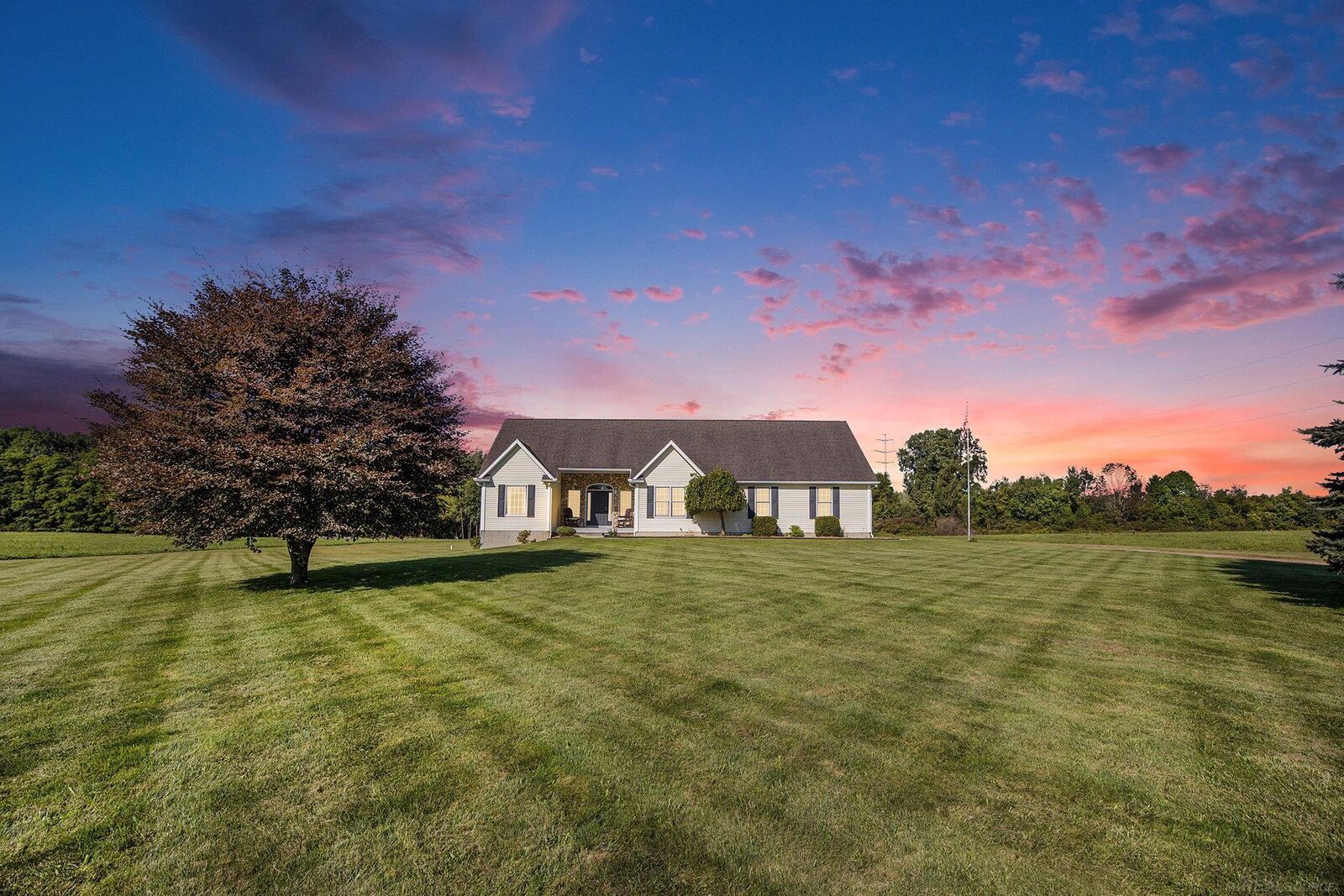 Property Photo: 1129 Boulan Drive MI 48412