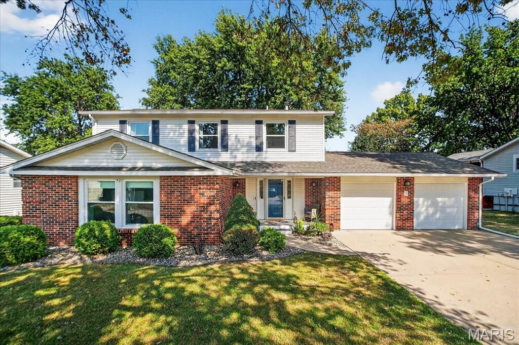 Property Photo:  5 Wood Oaks Drive  MO 63376 