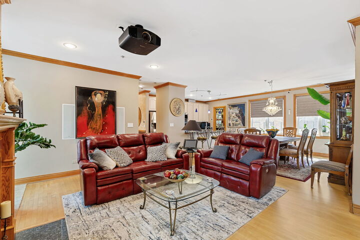 Property Photo:  16 N May Street 543  IL 60607 