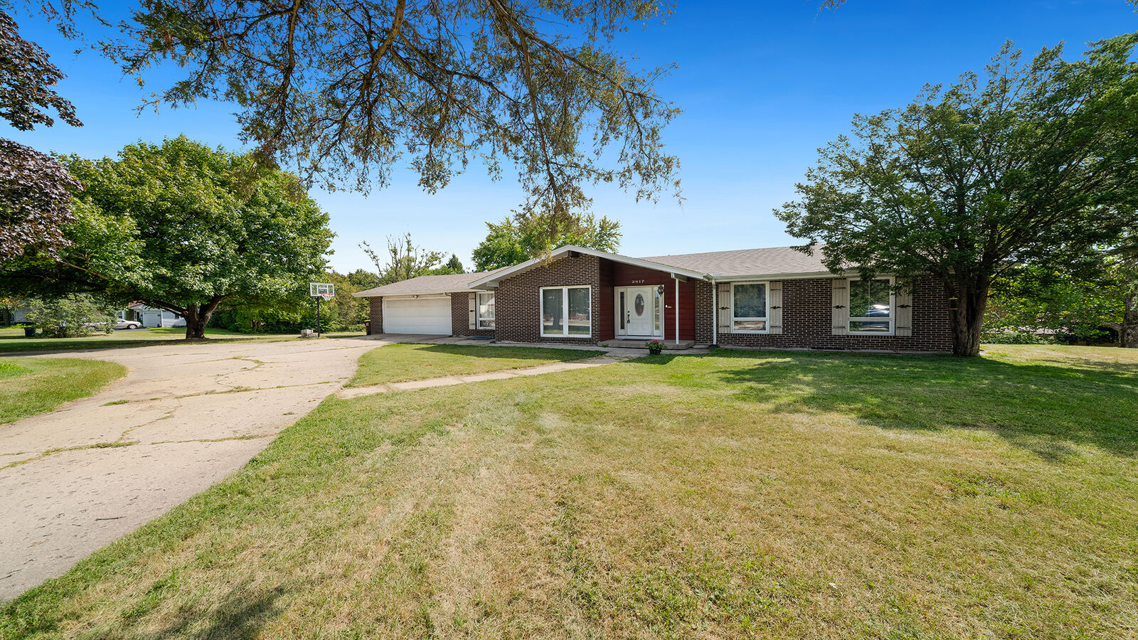 Property Photo:  2617 Sandy Hollow Road  IL 61109 