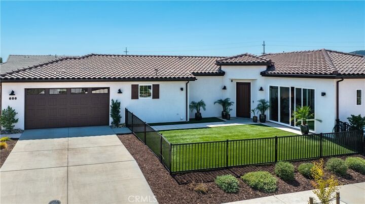 Property Photo:  686 Prosecco Lane  CA 93446 