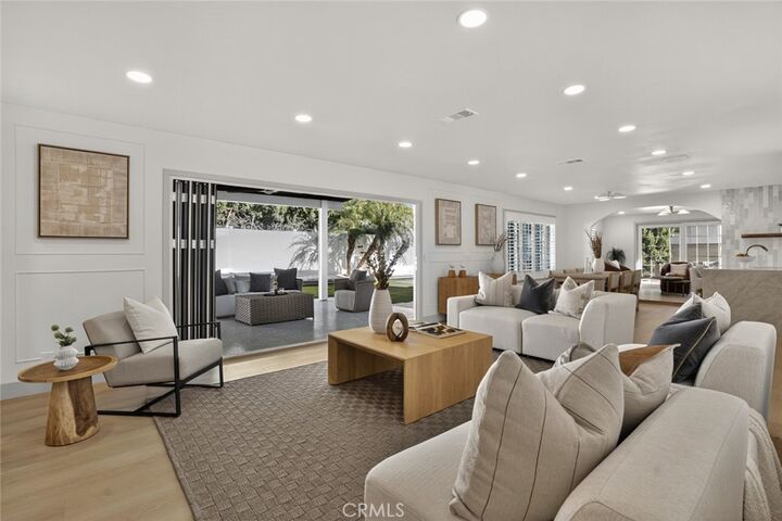 Property Photo: 18572 Los Leones St CA 92708