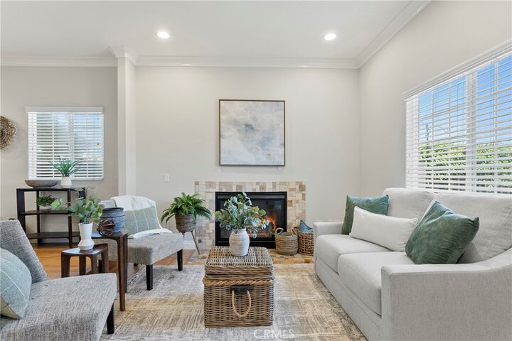 Property Photo: 704 Lake Street 61 CA 92648
