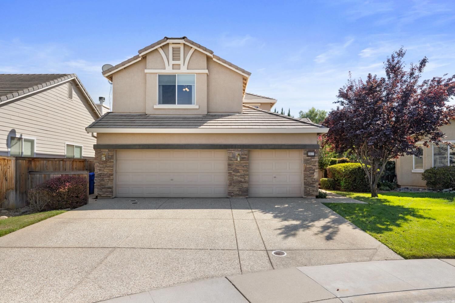 Property Photo: 6612 Jarrett Court CA 95757