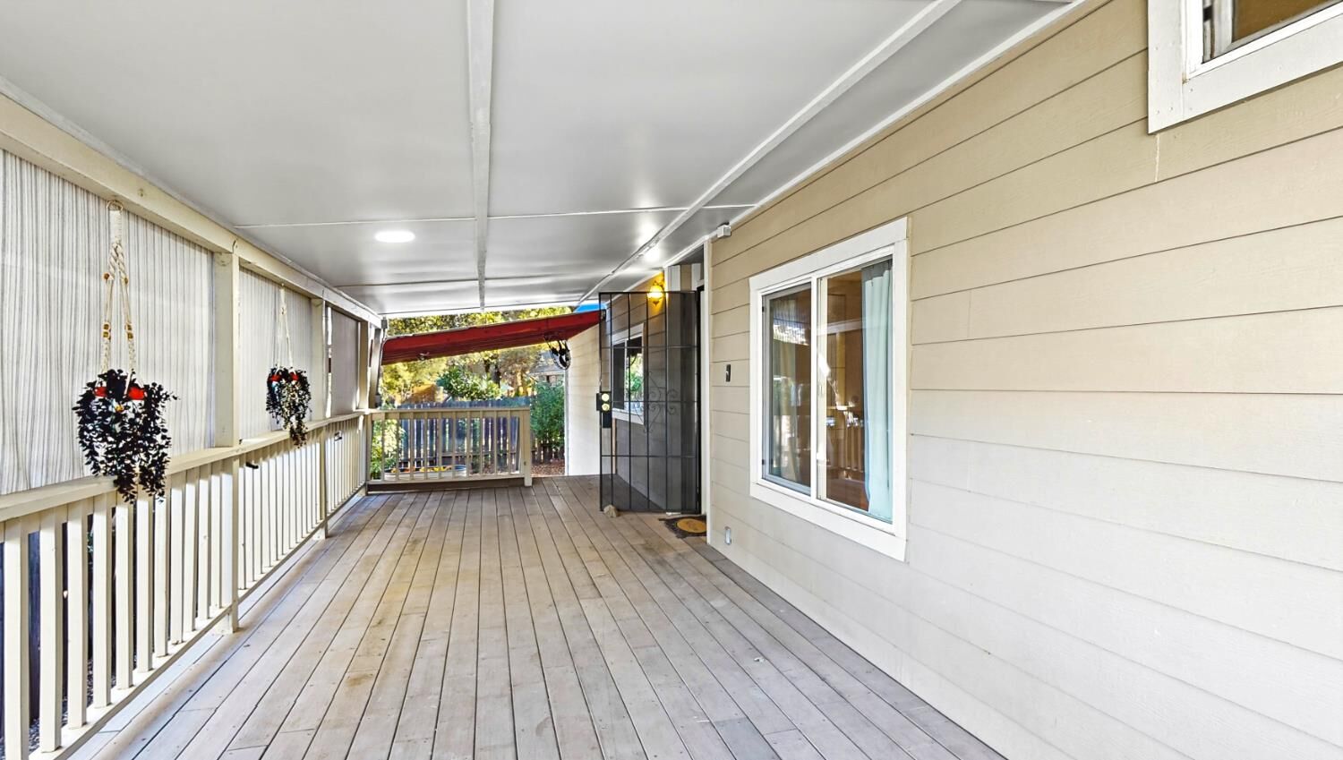 Property Photo: 11294 Sierra Circle CA 95946