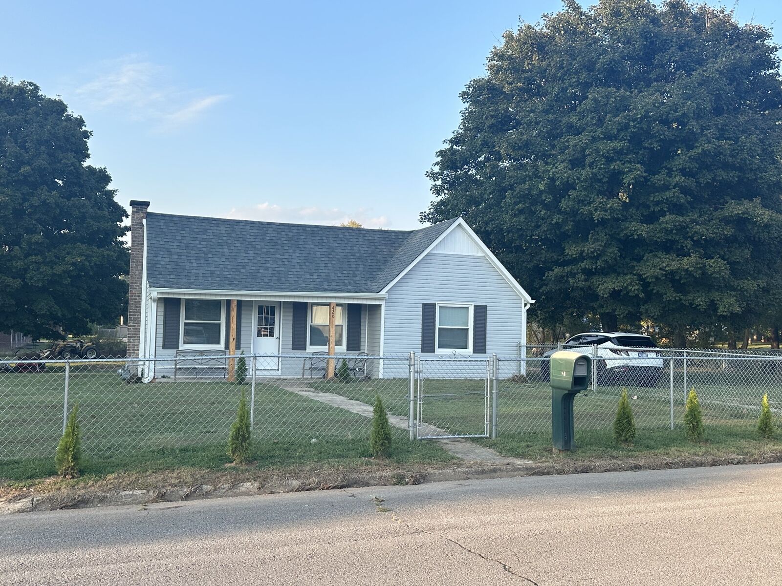 Property Photo: 426 Frank St TN 38464