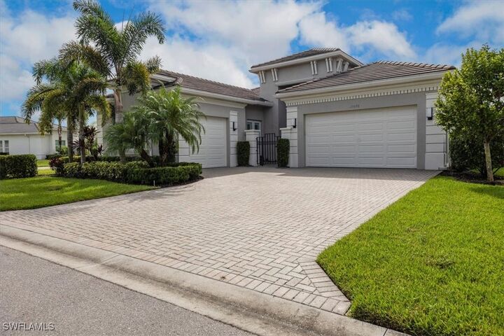 Property Photo:  28648 Wharton Drive  FL 34135 