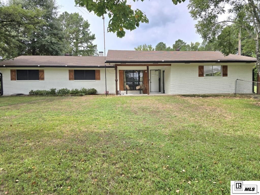 Property Photo:  3235 Highway 15  LA 71225 