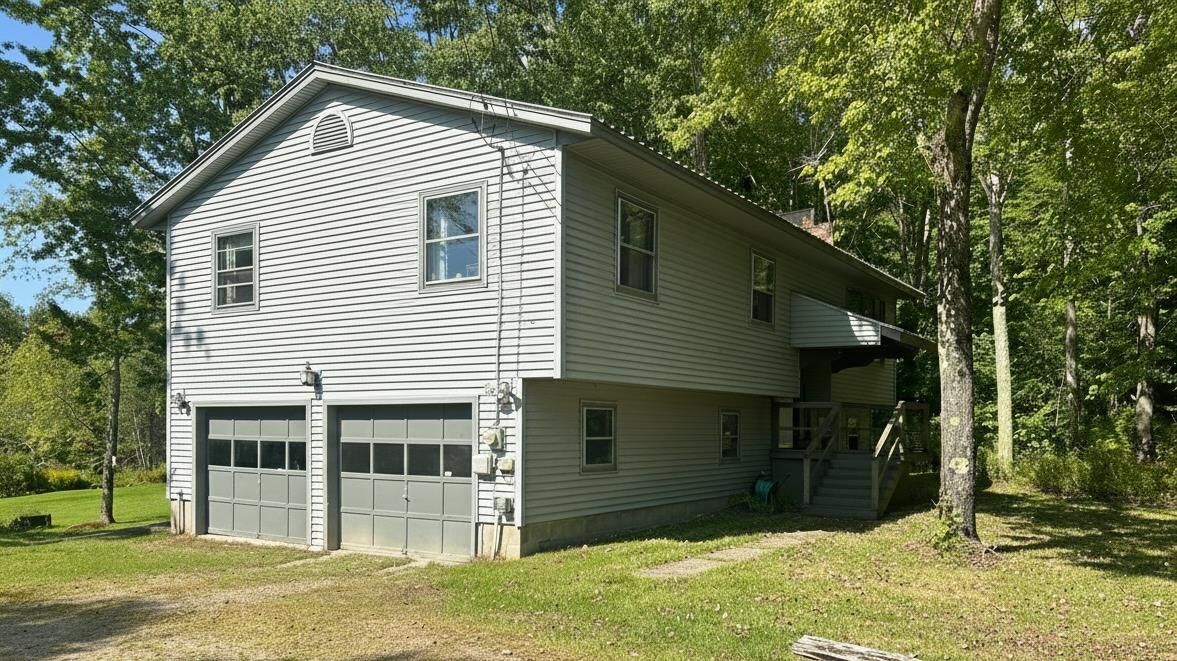 Property Photo:  93 Hanley Lane  VT 05465 