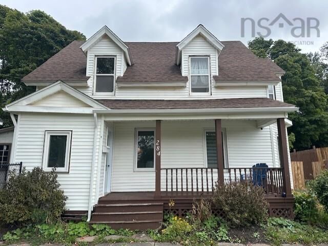 284 North Provost Street  New Glasgow NS B2H 2P1 photo
