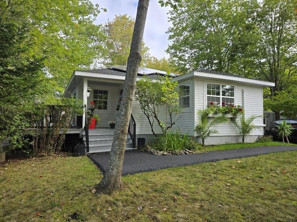 Property Photo:  21 Heritage Place  NS B2N 6J4 