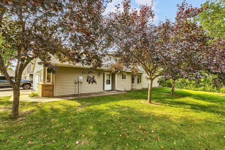 Property Photo:  1366 Island Drive  MN 55025 