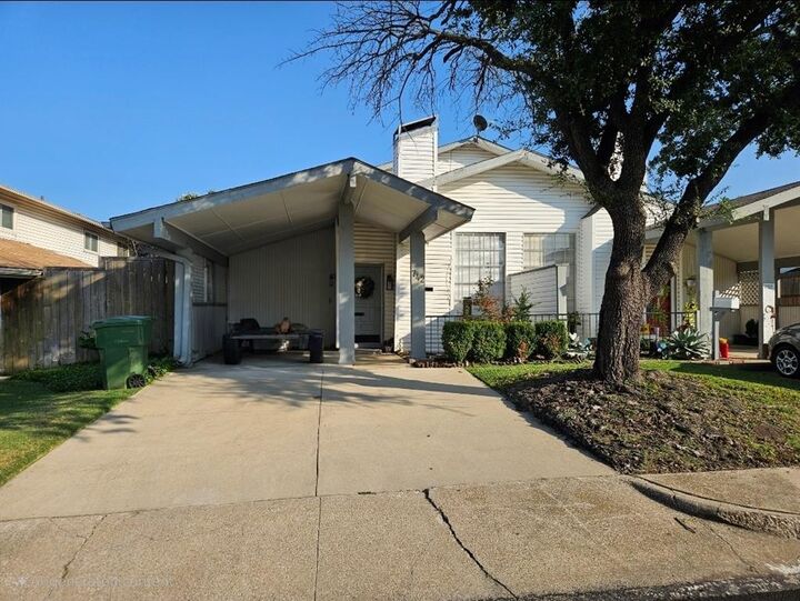 742 Arrowhead Circle  Garland TX 75043 photo