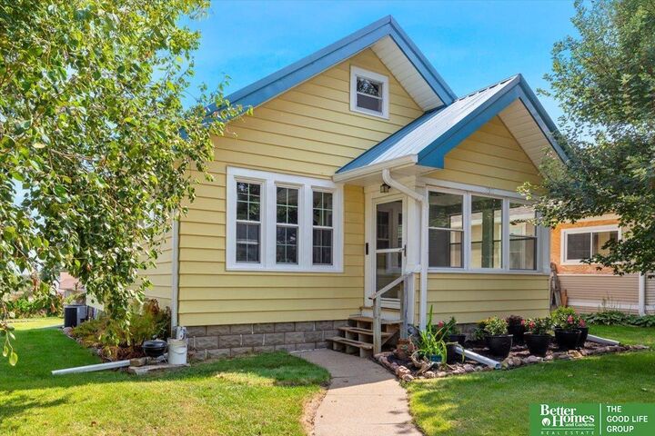 2321 N 49 Street  Omaha NE 68104 photo