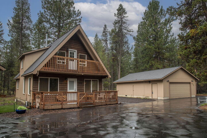 Property Photo:  17225 Elsinore Road  OR 97707 