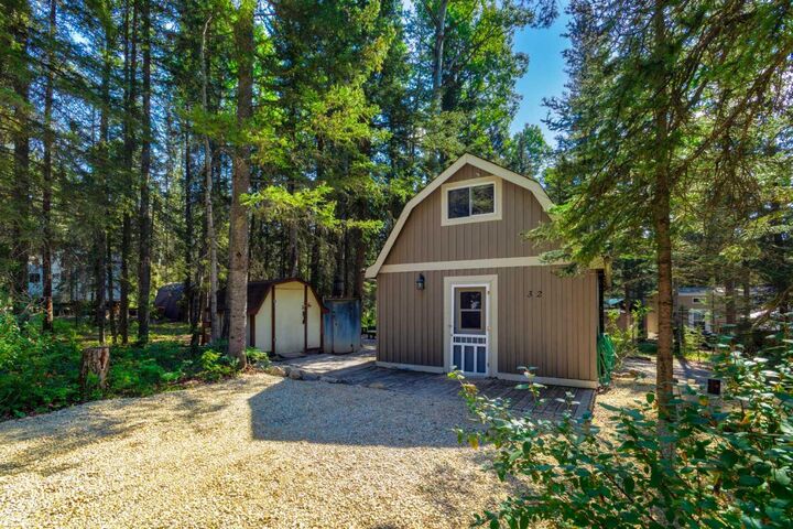 Photo de la propriété:  5227 Township Road 320 32  AB T0M 1X0 
