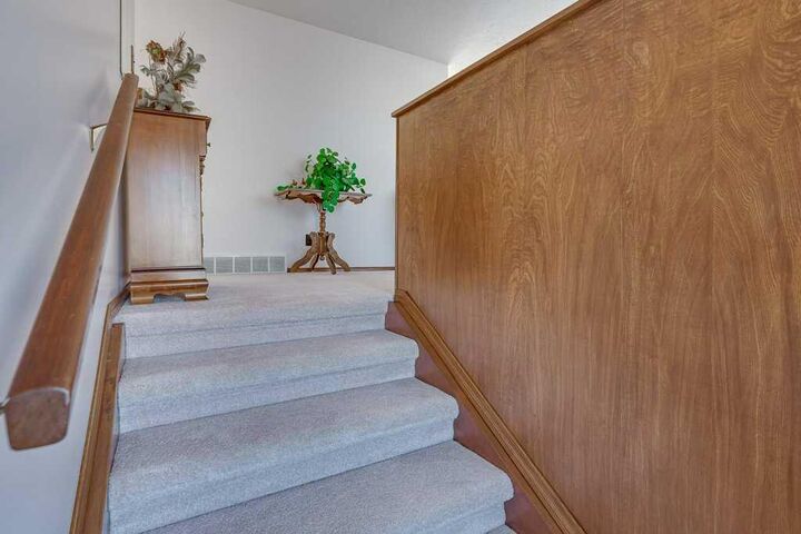 Property Photo:  37 Mitchell Avenue  AB T4N 0L7 